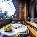 Visitzakopane - Willa Bajka Apartments